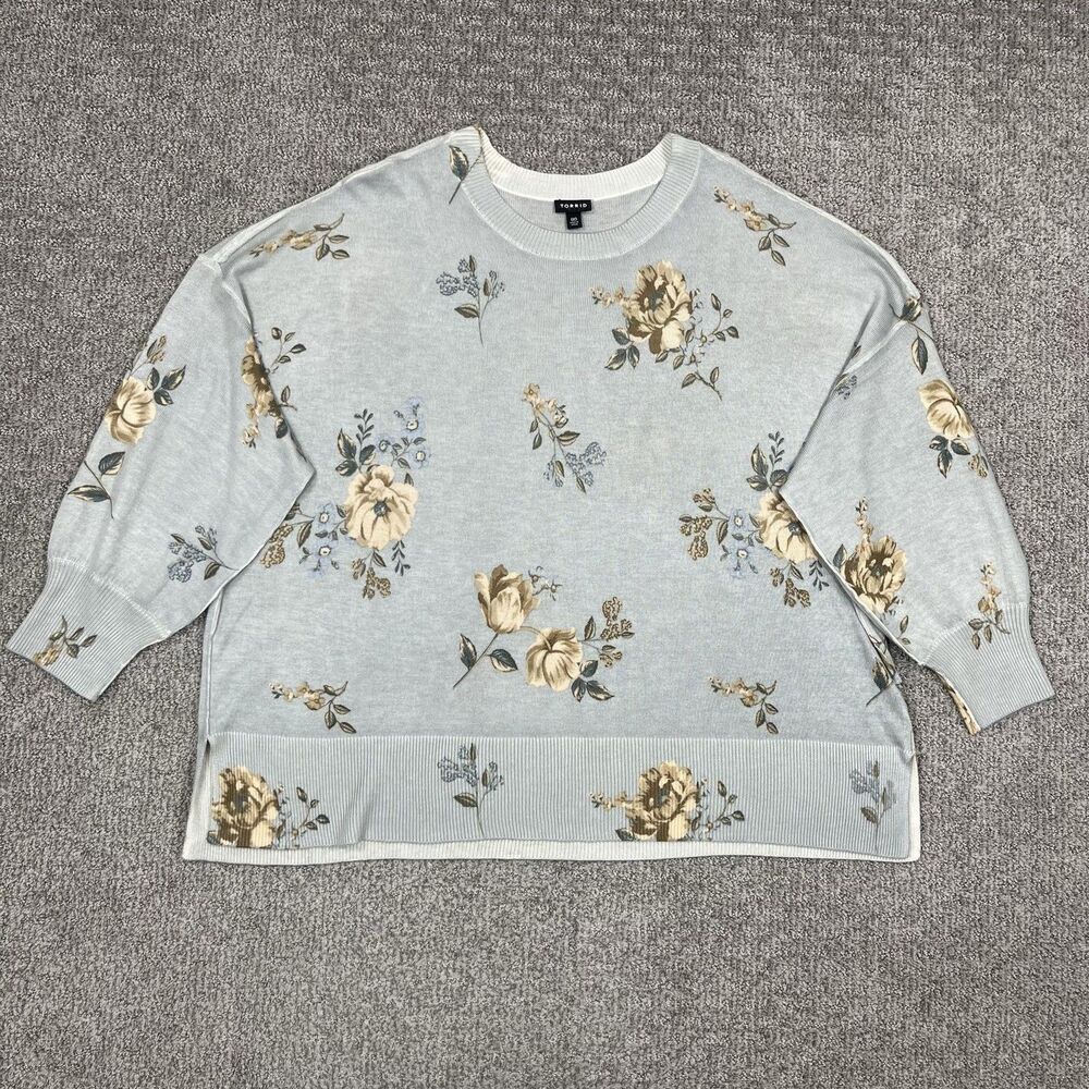 Torrid Sweater Womens 00 10/12 Blue Floral Knit Oversized Cottage Feminine